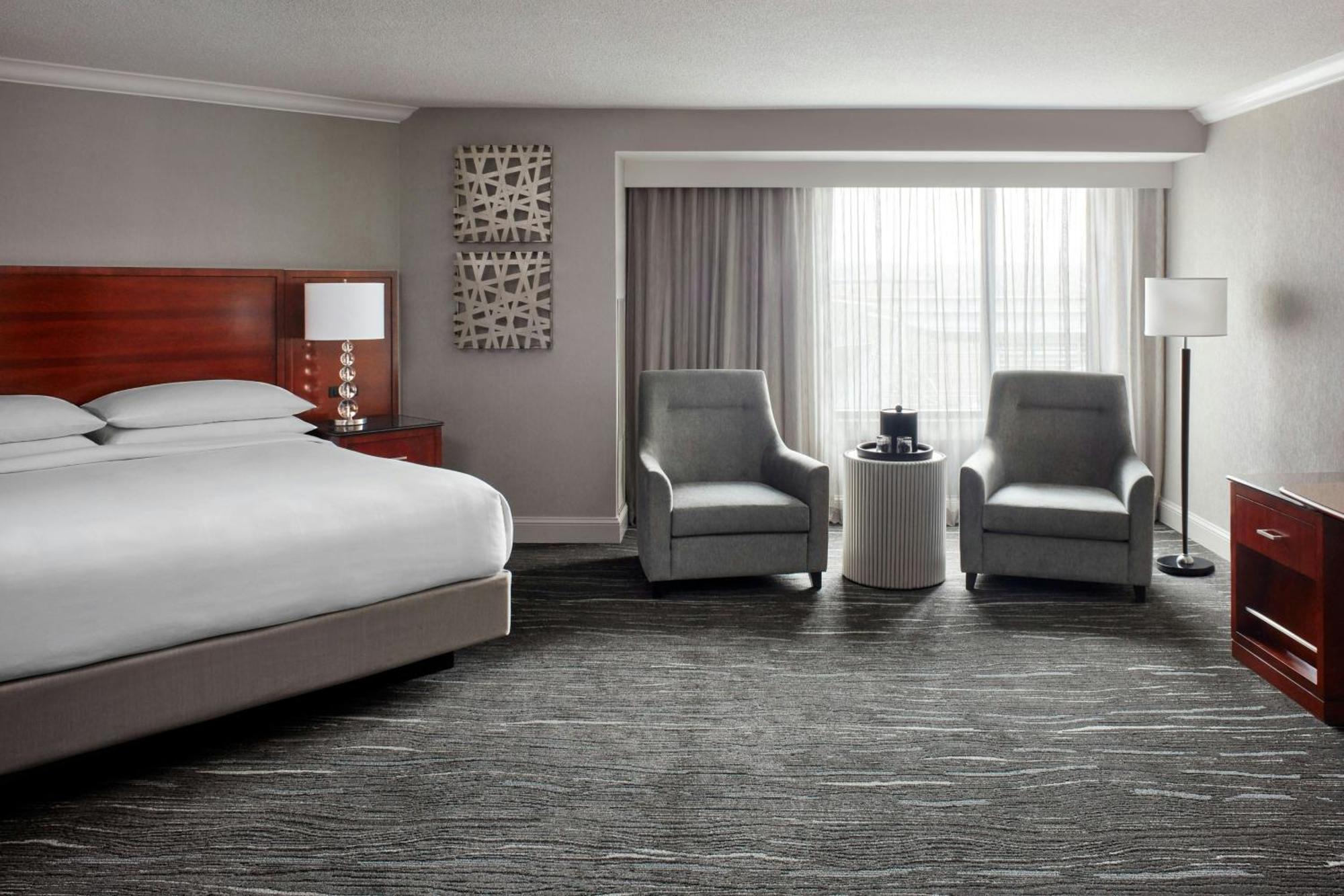 Marriott Harbourfront Hotel